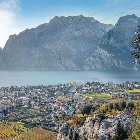 Appartamento Ellen Torbole Sul Garda Екстериор снимка