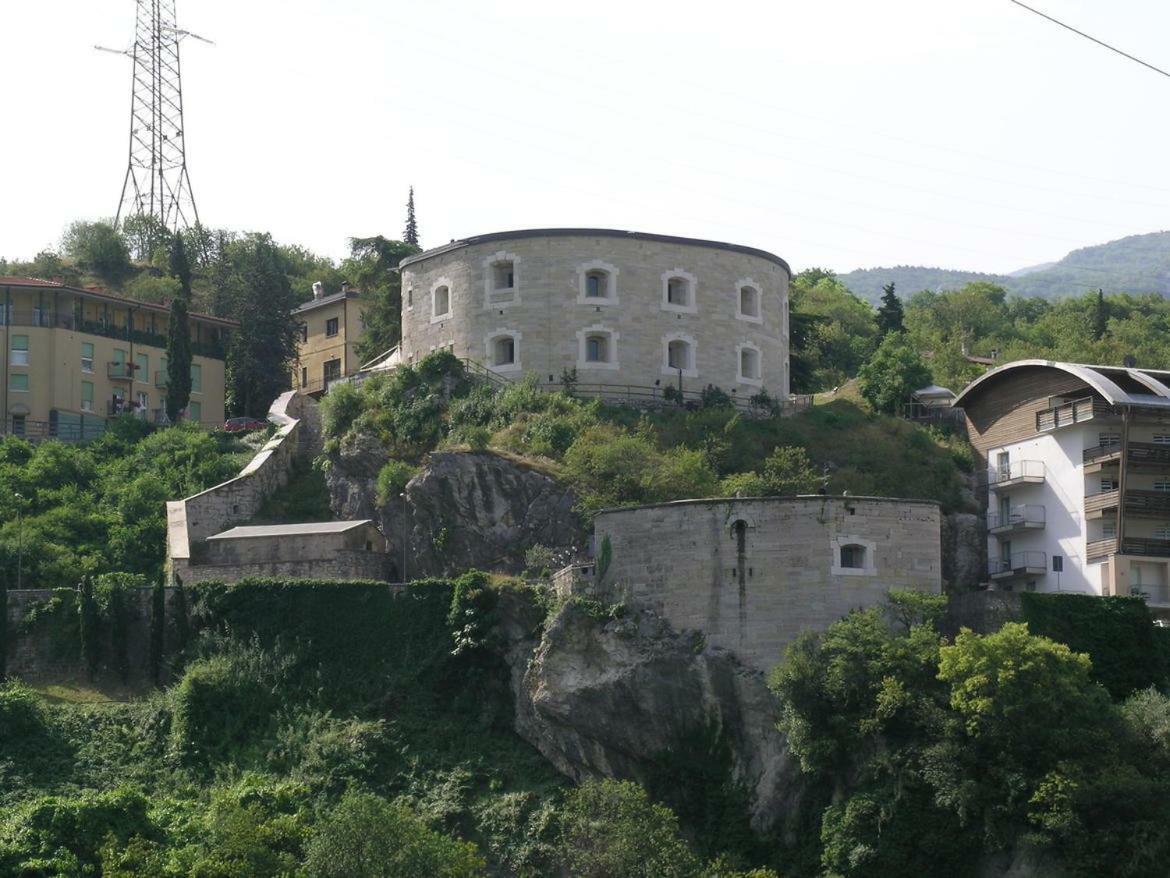 Appartamento Ellen Torbole Sul Garda Екстериор снимка